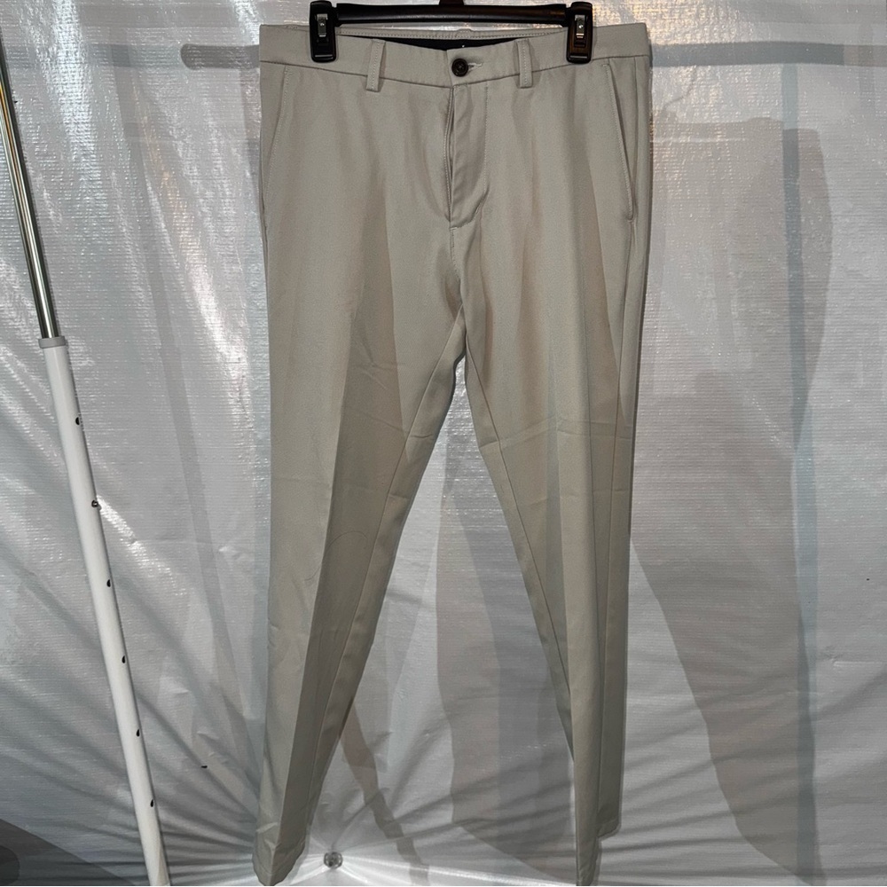 Haggar Men's Light Tan Dress Pants
